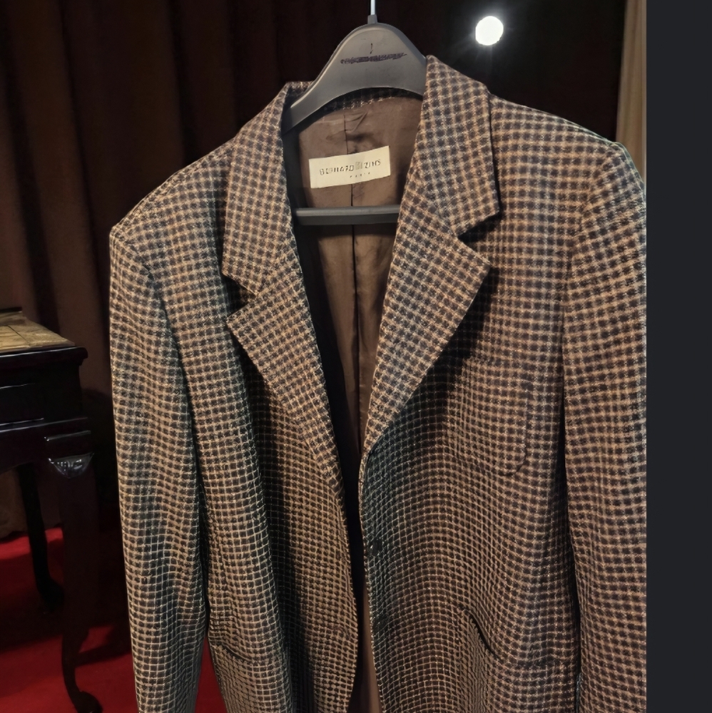 Elegant Brown Checkered Blazer